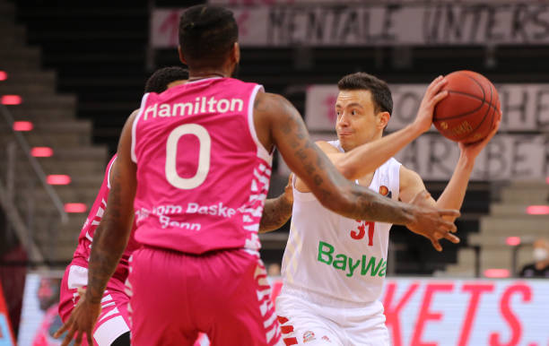 费尔南德斯 费尔南德斯